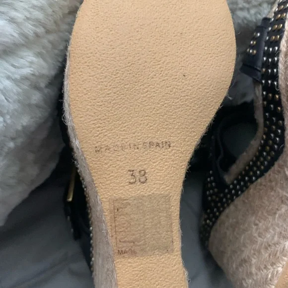 Alexander McQueen Leather Studded Espadrilles - Picture 5 of 10